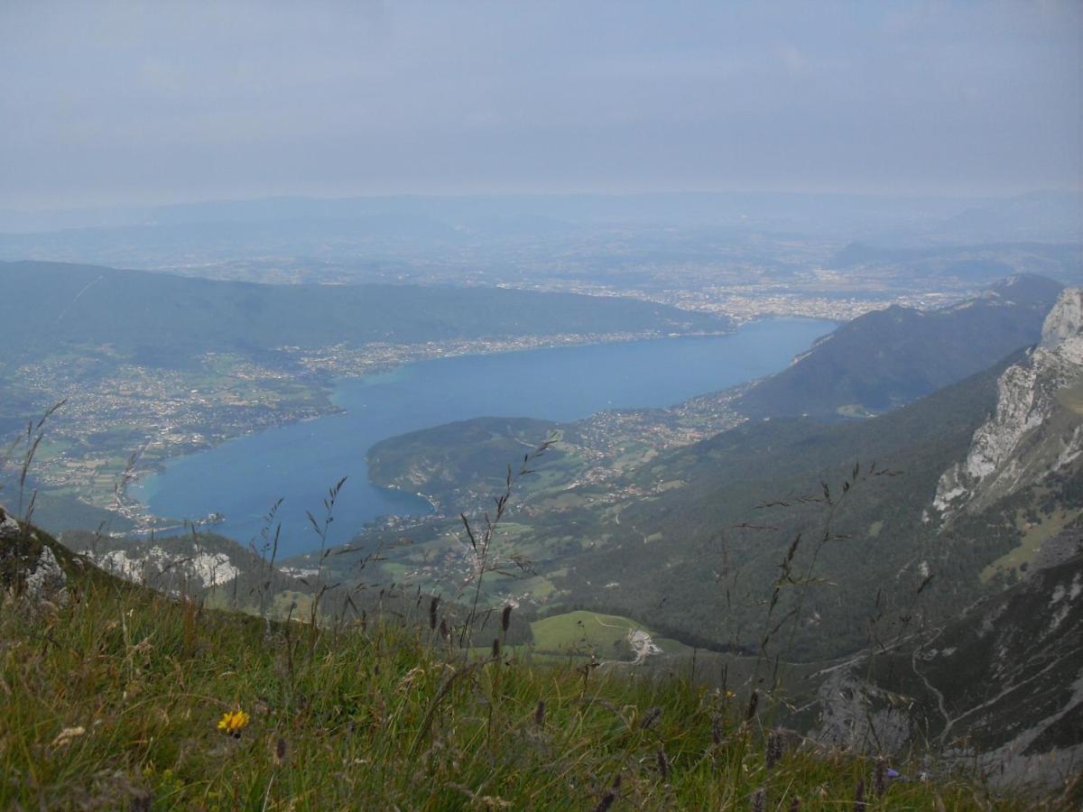Logement Entre Lac Et Montagnes Thônes Eksteriør bilde